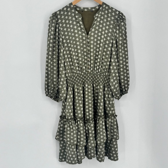 Robbie Bee Dresses & Skirts - Robbie‎ Bee Geometric Green Tiered Midi Dress Smocked Lantern Est. sz Small